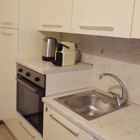 Monolocale Porta Romana E Ben Collegato